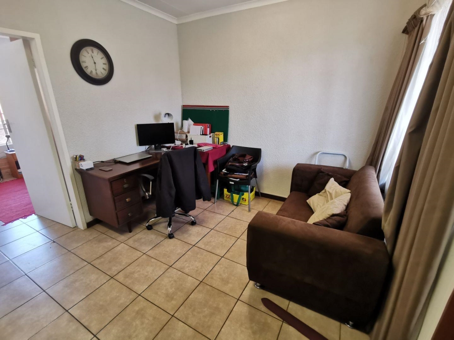 1 Bedroom Property for Sale in Die Bult North West